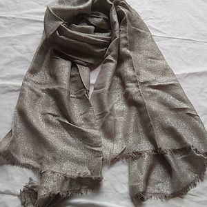 NWOT! Silver Scarf/Wrap